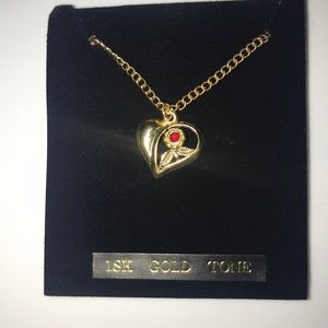 Gold tone heart necklace necklace. 17” chain.